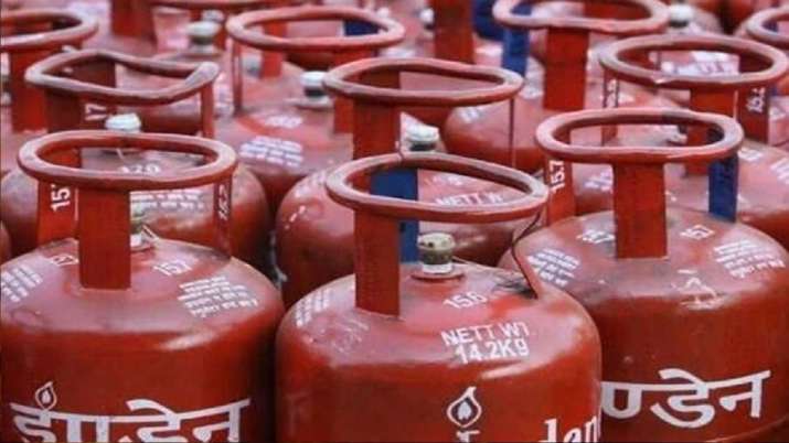 LPG Subsidy पर बड़ी खुशखबरी, ऐसे चेक करें खाते में कितने रुपए आए
