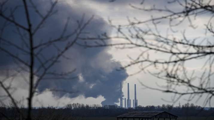 Russia Ukraine News : रूसी सैनिकों को यूक्रेन की सीमा में दाखिल होते देखा गया, विद्रोही इलाकों में हमले