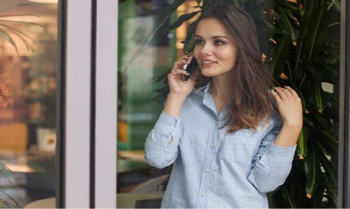 मोबाइल ग्राहक अब लाचार नहीं होंगे, खराब सर्विस देने वाली कंपनियों के खिलाफ मिला यह बड़ा अधिकार