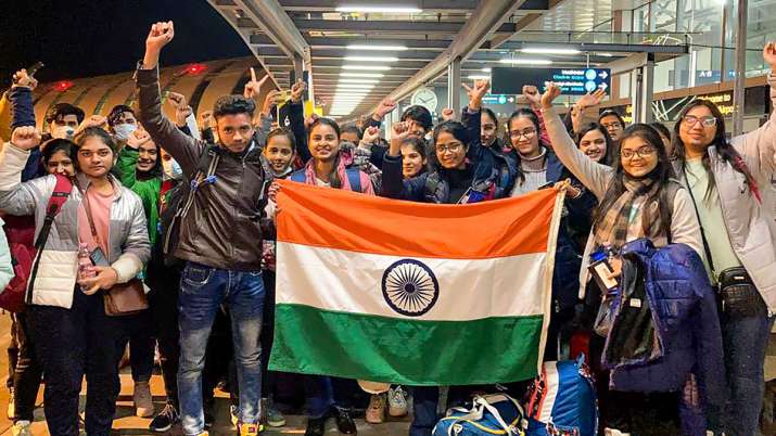 MBBS करने यूक्रेन और रूस क्यों जाते हैं इतने भारतीय छात्र, ये हैं बड़ी वजह