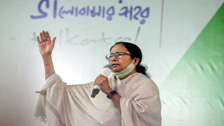 West Bengal Civic Poll Results : तृणमूल कांग्रेस ने 12 नगरपालिकाओं में जीत दर्ज की, 34 में बनाई बढ़त