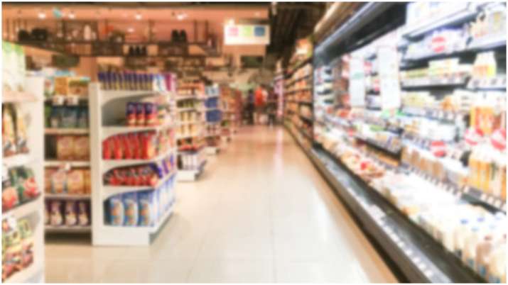 वास्तु टिप्स: व्यापार में दिनरात होगी तरक्की, बस दुकान में ऐसे करें प्रवेश और इस दिशा में बैठें