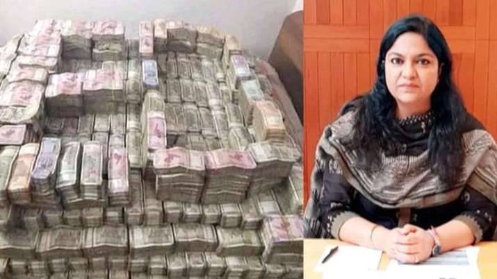 Jharkhand Money Laundering Case: IAS पूजा सिंघल से जुड़ा सीए गिरफ्तार, 19 करोड़ रुपये हुए थे बरामद