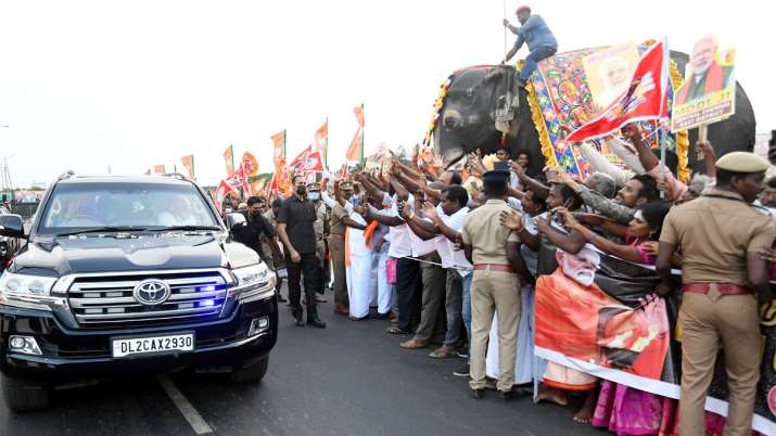 PM मोदी ने तमिलनाडु को दी कई सौगातें, बीजेपी कार्यकर्ताओं ने किया जोरदार स्वागत