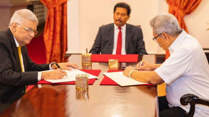 रानिल विक्रमसिंघे: जानें, सिर्फ एक सीट वाली पार्टी के नेता को क्यों बनाया गया श्रीलंका का पीएम