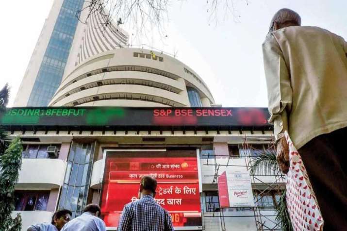 Strong start of the stock market on the first trading day of the week, Sensex jumped 240 points, banking stocks rose