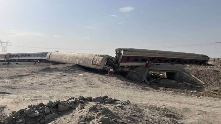 ईरान में बड़ा हादसा, ट्रेन के पटरी से उतरने से 22 लोगों की मौत, 87 घायल