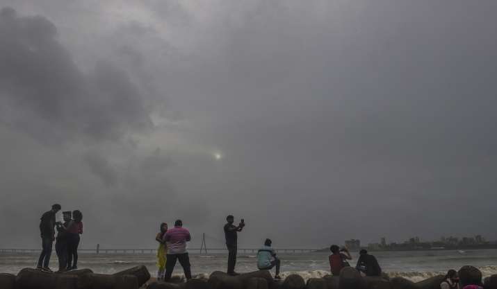 mumbai rain111 1657252499