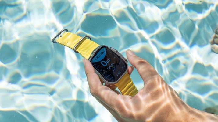 Apple now offers Depth and Water Seal Test for Watch Ultra know here process । अगर आपके पास है Apple अल्ट्रा वॉच तो कंपनी से करा सकते हैं डेप्थ एंड वॉटर सील टेस्ट