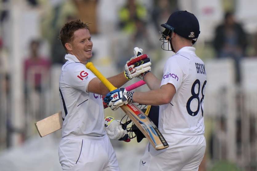 टेस्ट मैच के पहले सत्र में सबसे अधिक 174 रन का वर्ल्ड रिकॉर्ड भी इंग्लैंड ने अपने नाम किया।