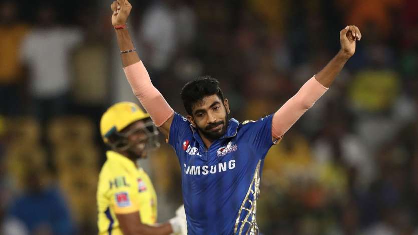 Jasprit Bumrah is known for bowling brilliantly in T20 cricket and proves to be very dangerous at the start of the innings. His yorker ball is unmatched. Bumrah has been playing for Mumbai Indians since 2013 and has taken 165 wickets in 133 matches in IPL so far. In such a situation, Mumbai Indians can retain him at number one and pay Rs 18 crore for him.