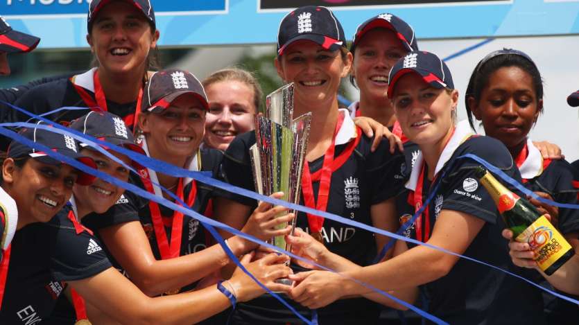 The second name in this list is that of England's women's team. They have won the Women's T20 World Cup trophy only once. They won this title in the year 2009. Let us tell you that the Women's T20 World Cup was organized for the first time in the year 2009. England's women's team defeated New Zealand's women's team in the final.
