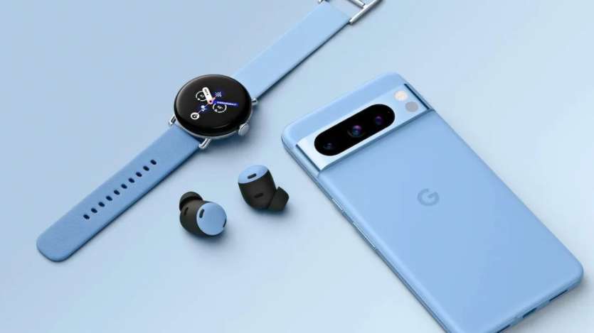 Google Pixel 8 में गूगल ने एल्यूमिनियम फ्रेम के साथ ग्लास बैक पैनल का शानदार डिजाइन दिया है। इसमें आपको IP68 की रेटिंग भी मिलती है। स्मार्टफोन 6.2 इंच की OLED डिस्प्ले के साथ आता है। डिस्प्ले में आपको 120Hz का रिफ्रेश रेट और 2000 निट्स की पीक ब्राइटनेस मिलती है। आउट ऑफ द बॉक्स इसमें आपको एंड्रॉयड 14 का सपोर्ट मिलता है।
Google Pixel 8 में गूगल ने एल्यूमिनियम फ्रेम के साथ ग्लास बैक पैनल का शानदार डिजाइन दिया है। इसमें आपको IP68 की रेटिंग भी मिलती है। स्मार्टफोन 6.2 इंच की OLED डिस्प्ले के साथ आता है। डिस्प्ले में आपको 120Hz का रिफ्रेश रेट और 2000 निट्स की पीक ब्राइटनेस मिलती है। आउट ऑफ द बॉक्स इसमें आपको एंड्रॉयड 14 का सपोर्ट मिलता है।