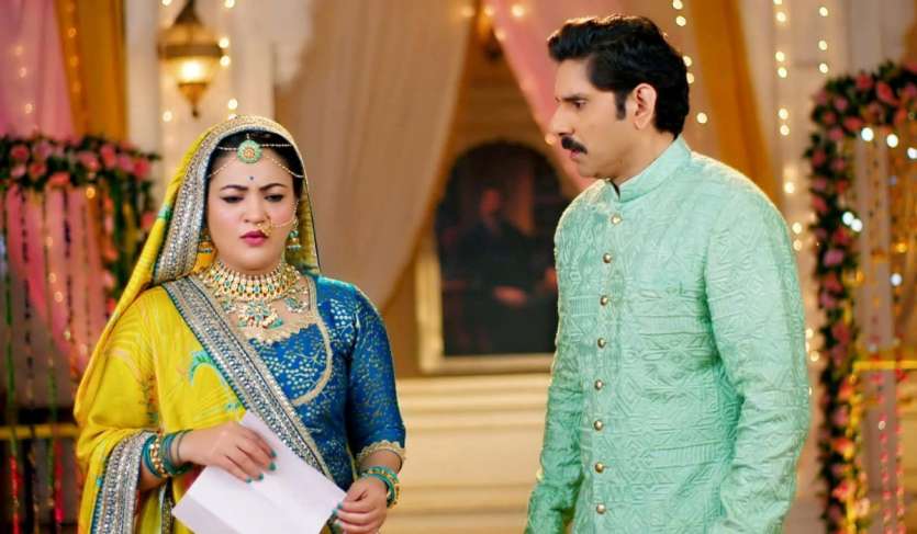 'ये रिश्ता क्या कहलाता है' के अपकमिंग एपिसोड में देखने को मिलने वाला है कि कैसे मनीषा और पूरे पोद्दार हाउस को पता चल जाता है कि मनोज के पास नौकरी नहीं है। इतना ही नहीं सब को ये भी पता चल जाता है कि वह शराब के नशे में धुत रहता है। इसलिए उसके पास अब एक रुपए नहीं है।