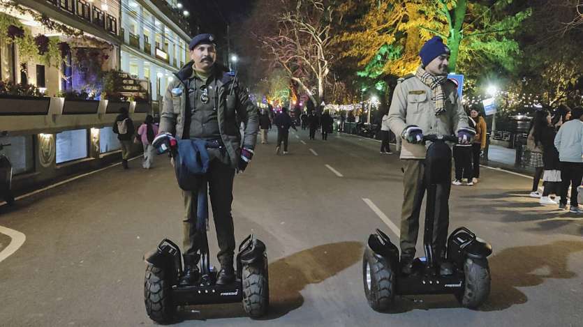 Police personnel patrolling on the eve of New Year celebrations in Nainital, Uttarakhand.