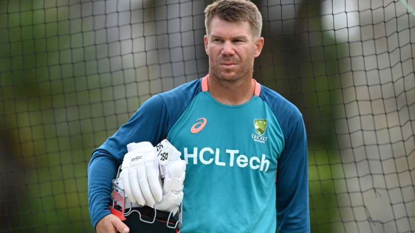 साल 2024 में संन्यास लेने वाले खिलाड़ियों में डेविड वॉर्नर का नाम भी शामिल रहा। पाकिस्तान के खिलाफ सिडनी टेस्ट में वॉर्नर आखिरी बार टेस्ट क्रिकेट खेलते उतरे। इस मैच की दूसरी पारी में वॉर्नर ने अर्धशतक जड़ा और इसी के साथ क्रिकेट को अलविदा कह दिया। हालांकि इसके बाद भी वॉर्नर ने अगले साल होने वाले चैंपियंस ट्रॉफी में खेलने की इच्छा जताई। 