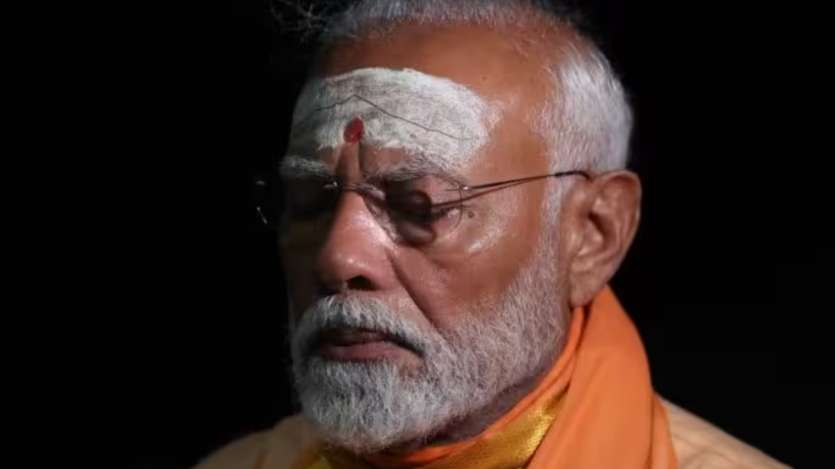 लोकसभा चुनाव 2024 में प्रचार समाप्त करने के बाद प्रधानमंत्री नरेंद्र मोदी ने तमिलनाडु राज्य के कन्याकुमारी में स्थित स्वामी विवेकानंद रॉक मेमोरियल का दौरा किया और यहां पर ध्यान लगाया।