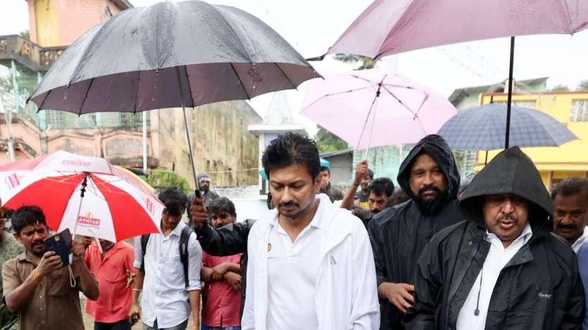 There has been heavy rain in Tamil Nadu due to Cyclone Fangal. The picture is of Villupuram. Tamil Nadu Deputy Chief Minister Udhayanidhi Stalin on Sunday visited rain-affected areas in Villupuram district following Cyclone Fengal.