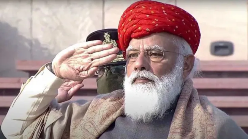 2021: साल 2021 में, प्रधान मंत्री नरेंद्र मोदी ने उत्सव परेड के दौरान 'हलारी पगड़ी' पहनी थी। यह गुजरात के जामनगर के शाही परिवार की ओर से एक उपहार था। उन्होंने इसे ग्रे जैकेट, सफेद कुर्ता-पायजामा सेट और कढ़ाईदार शॉल के साथ पहना था। 2021: साल 2021 में, प्रधान मंत्री नरेंद्र मोदी ने उत्सव परेड के दौरान 'हलारी पगड़ी' पहनी थी। यह गुजरात के जामनगर के शाही परिवार की ओर से एक उपहार था। उन्होंने इसे ग्रे जैकेट, सफेद कुर्ता-पायजामा सेट और कढ़ाईदार शॉल के साथ पहना था।
