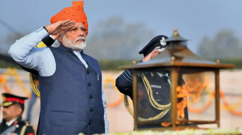 2020: पीएम मोदी ने 71वें गणतंत्र दिवस पर पगड़ी के साथ कुर्ता, पायजामा और जैकेट पहनने की परंपरा को जारी रखा। उन्होंने 2020 के लिए पूंछ के साथ भगवा ''बंधेज'' टोपी को चुना। 2020: पीएम मोदी ने 71वें गणतंत्र दिवस पर पगड़ी के साथ कुर्ता, पायजामा और जैकेट पहनने की परंपरा को जारी रखा। उन्होंने 2020 के लिए पूंछ के साथ भगवा ''बंधेज'' टोपी को चुना।