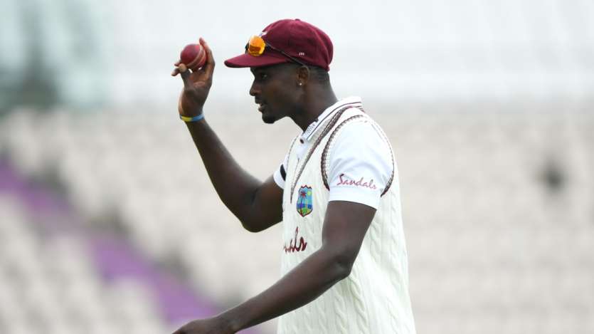 Jason Holder dari Hindia Barat berada di urutan kelima dalam hal mengambil gawang terbanyak sebagai kapten di Kejuaraan Tes Dunia. Dia telah mengambil total 18 gawang dalam 7 pertandingan Uji. Selama periode ini, ia mengambil 6 gawang untuk 42 run yang merupakan penampilan terbaiknya. Jason Holder dari Hindia Barat berada di urutan kelima dalam hal mengambil gawang terbanyak sebagai kapten di Kejuaraan Tes Dunia. Dia telah mengambil total 18 gawang dalam 7 pertandingan Uji. Selama periode ini, ia mengambil 6 gawang untuk 42 run yang merupakan penampilan terbaiknya.