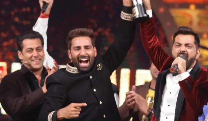 Manveer Gurjar memenangkan Bigg Boss musim ke-10 dengan mengalahkan Bani J. Setelah pertunjukan, dia terlihat di film Radhe karya Salman Khan dan Disha Patani.