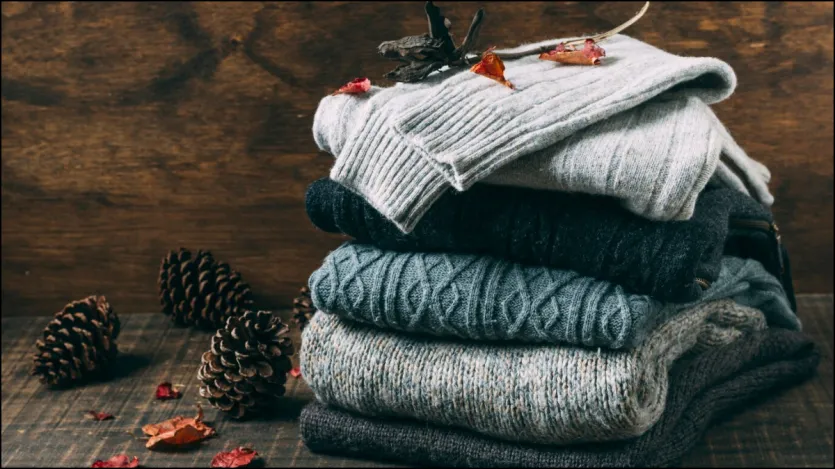Limpe bem antes de embalar roupas quentes de inverno. Fazer isso não vai estragar roupas e não cheira. Você pode lavar a roupa limpa ou a máquina a seco. Também pode limpar com escova. Limpe bem antes de embalar roupas quentes de inverno. Fazer isso não vai estragar roupas e não cheira. Você pode lavar a roupa limpa ou a máquina a seco. Também pode limpar com escova.