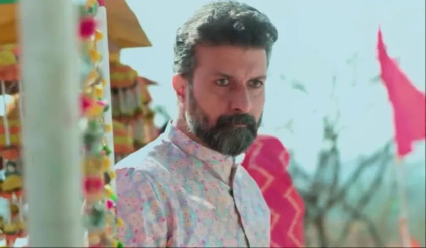 अरमान और अभिरा को रूही-रोहित के बच्चों से दूर करने के लिए संजय बहुत बड़ा गेम प्लान करेगा। वह कावेरी पोद्दार को उनके खिलाफ भड़काने की कोशिश करता है, लेकिन परिवार वाले उसे चेतावनी देते हैं कि वह उन दोनों से दूर रहे और अपने पत्नी-बच्चों पर ध्यान दें।