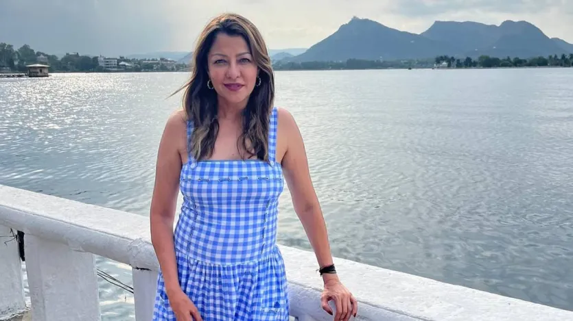 Former Mrs. World Aditi Govitrikar enrolled at Grant Medical College in Mumbai, from where she earned MBBS Medical degree in 1997. Aditi stepped into modeling after obtaining a postgraduate MS degree in maternity and gynecology. Aditi has also acted in many films. Former Mrs. World Aditi Govitrikar enrolled at Grant Medical College in Mumbai, from where she earned MBBS Medical degree in 1997. Aditi stepped into modeling after obtaining a postgraduate MS degree in maternity and gynecology. Aditi has also acted in many films.