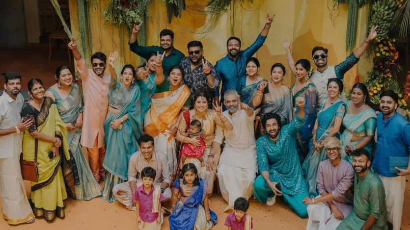 प्रियंका देसपांडे को' अजगिया पेने', 'सुपर सिंगर जूनियर', 'ऊ सोलारिया ऊहम सोलारिया', 'सुपर सिंगर', 'स्टार्ट म्यूजिक', 'द वॉल', 'ओलीबली', 'सूर्या वनक्कम', 'इसाई अनप्लग्ड', 'ग्लिम्प्स', 'किंग्स ऑफ कॉमेडी जूनियर्स' और 'जोड़ी नंबर वन' जैसे टेलीविजन शो होस्ट करने के लिए जाना जाता है। उन्होंने कमल हासन द्वारा होस्ट किए गए 'बिग बॉस 5' में भी भाग लिया और रनर-अप के रूप में घर से बाहर आईं और कूकू विद कोमल सीजन 5 जीता।