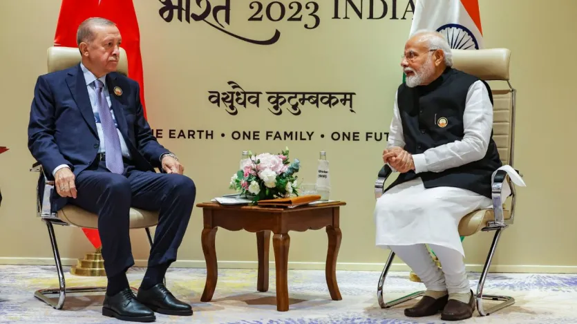 The traders welcomed the Indian government to cancel the security approval of the Turkish company 'CELEBI Ground Handling India Private Limited', providing services at nine major airports in India. This decision has been taken in the interest of national security. Let us know that when Recep Tayyab Ardogan came to India at the G20 Summit, Prime Minister Narendra Modi welcomed him strongly. India also helped him in the earthquake in Türkiye.