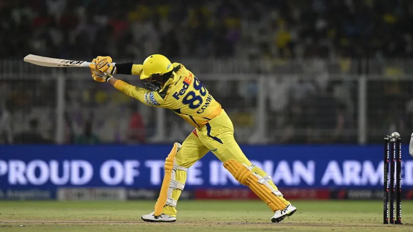 डेवॉन कॉनवे को भी सीएसके ने मेगा ऑक्शन में 6.25 करोड़ में खरीदा था। पिछले कुछ सीजन में उन्होंने टीम के लिए अच्छा प्रदर्शन किया था लेकिन इस सीजन वो उस परफॉरमेंस को दोहराने में नाकाम रहे। कॉनवे को जारी आईपीएल सीजन में 6 मैचों में खेलने का मौका मिला जहां वो 26 के औसत से सिर्फ 156 रन ही बना सके। उन्होंने इस सीजन में दो अर्धशातक लगाए। लेकिन फिर भी उन्हें फ्रेंचाइजी रिलीज कर सकती हो। डेवॉन कॉनवे को भी सीएसके ने मेगा ऑक्शन में 6.25 करोड़ में खरीदा था। पिछले कुछ सीजन में उन्होंने टीम के लिए अच्छा प्रदर्शन किया था लेकिन इस सीजन वो उस परफॉरमेंस को दोहराने में नाकाम रहे। कॉनवे को जारी आईपीएल सीजन में 6 मैचों में खेलने का मौका मिला जहां वो 26 के औसत से सिर्फ 156 रन ही बना सके। उन्होंने इस सीजन में दो अर्धशातक लगाए। लेकिन फिर भी उन्हें फ्रेंचाइजी रिलीज कर सकती हो।