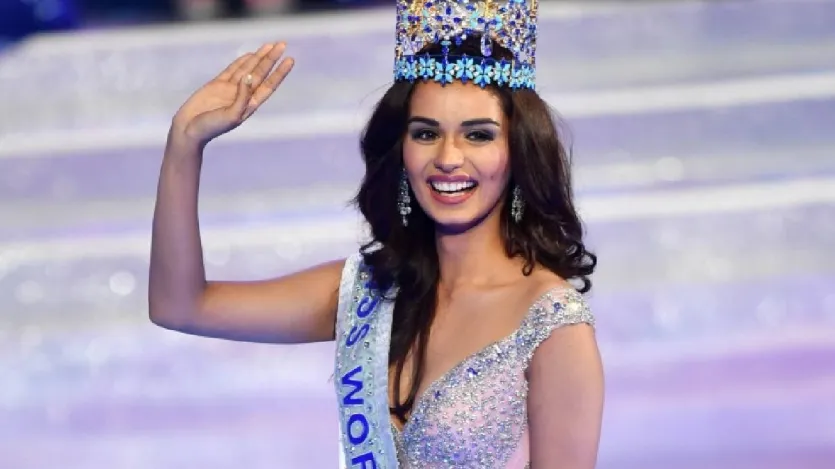 मानुषी छिल्लर- प्रिंयका चोपड़ा के मिस वर्ल्ड का खिताब अपने नाम करने के 17 साल बाद मानुषी छिल्लर ने 2017 में विश्व सुंदरी का खिताब जीता। मानुषी ने भी एक्टिंग में कदम जमाने की कोशिश की। उन्होंने सम्राट पृथ्वीराज और बड़े मियां छोटे मियां जैसी फिल्में कीं, लेकिन अब तक सफलता हासिल नहीं कर पाई हैं। मानुषी छिल्लर- प्रिंयका चोपड़ा के मिस वर्ल्ड का खिताब अपने नाम करने के 17 साल बाद मानुषी छिल्लर ने 2017 में विश्व सुंदरी का खिताब जीता। मानुषी ने भी एक्टिंग में कदम जमाने की कोशिश की। उन्होंने सम्राट पृथ्वीराज और बड़े मियां छोटे मियां जैसी फिल्में कीं, लेकिन अब तक सफलता हासिल नहीं कर पाई हैं।
