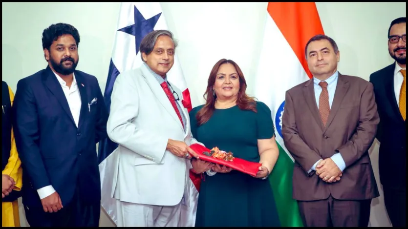 कांग्रेस सांसद ने यह भी जिक्र किया कि कैसे भारत को लगभग चार दशकों से हमले पर हमला झेलना पड़ा है। 1989 में कश्मीर में हुए पहले हमले से लेकर अब तक देश ने इन हमलों में लगातार नागरिकों की हत्या देखी है।