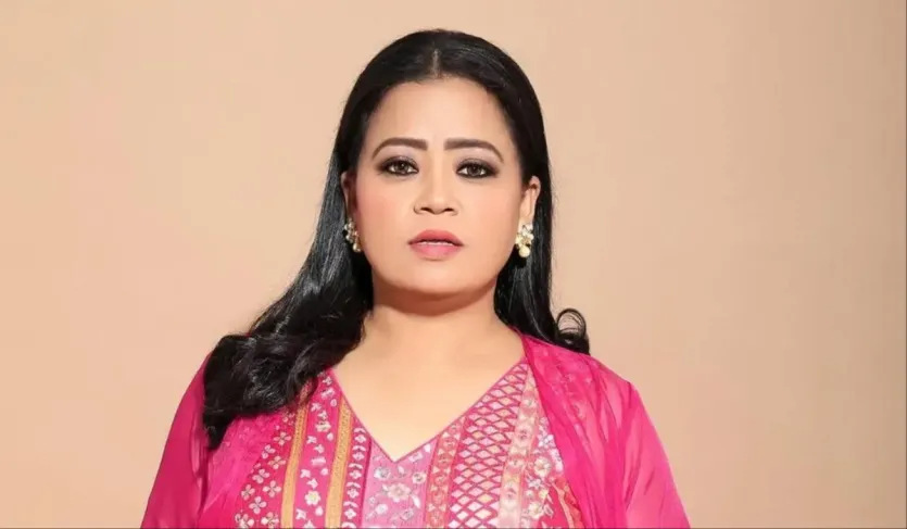 भारती सिंह ने फिर बताया कि जहां कई लोग लड़कियों के सामने अपनी भावनाएं व्यक्त करने में झिझकते हैं। वहीं अभिषेक कुमार और समर्थ जुरेल बिना किसी हिचकिचाहट के ऐसा करते हैं। भारती और हर्ष ने देखा कि कैसे अभिषेक खुलेआम लड़कियों की तारीफ करते हैं। भारती सिंह ने फिर बताया कि जहां कई लोग लड़कियों के सामने अपनी भावनाएं व्यक्त करने में झिझकते हैं। वहीं अभिषेक कुमार और समर्थ जुरेल बिना किसी हिचकिचाहट के ऐसा करते हैं। भारती और हर्ष ने देखा कि कैसे अभिषेक खुलेआम लड़कियों की तारीफ करते हैं।