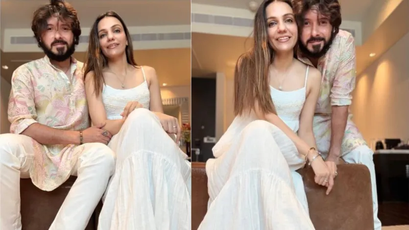 दूर रहने पर उन्हें अपने जज्बातों का एहसास हुआ और यह भी समझ आया कि वे आकांक्षा के बिना नहीं रह सकते। यह दूरी उनके दिलों को और करीब ले आई। साल 2011 में जब दिव्येंदु की पहली फिल्म ‘प्यार का पंचनामा’ रिलीज हुई, उसी समय उन्होंने आकांक्षा के सामने अपने प्यार का इजहार किया। आकांक्षा ने भी उनका प्यार स्वीकार किया और दोनों ने एक-दूसरे को जीवनसाथी बनाने का फैसला लिया। इसके एक साल बाद, 2012 में दोनों ने शादी कर ली। दिव्येंदु का मानना है कि आज भी उनके और आकांक्षा के रिश्ते की सबसे मजबूत कड़ी उनकी दोस्ती है।