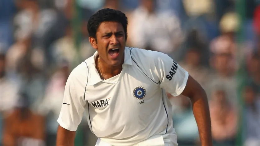 भारत ने टेस्ट क्रिकेट में देश और दुनिया को एक से बढ़कर एक गेंदबाज दिए हैं। इनमें रविचंद्रन अश्विन, कपिल देव और जहीर खान के नाम शामिल हैं। आइए जानते हैं, टेस्ट क्रिकेट में भारत के लिए किस बॉलर ने सबसे ज्यादा मेडन ओवर्स फेंके हैं।