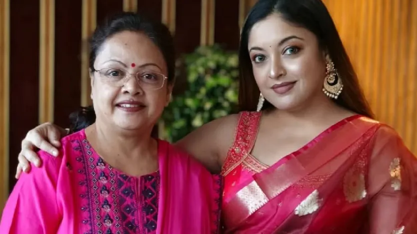 ऐसे में तनुश्री ने ट्रोल्स क जवाब देते हुए लिखा- 'बंगाल में सारे व्रत ऐसे ही रखे जाते हैं। हम लोग शाम तक पानी पर उपवास करते हैं और फिर सूर्यास्त के बाद देवी को दिया गया भोग खाते हैं, जिसमें बकरी का मांस होता है। हर संस्कृति अलग-अलग होती है, इसलिए किसी को ऐसे जज नहीं करना चाहिए। पूरा वीडियो देखिए, फिर कमेंट करिए।'