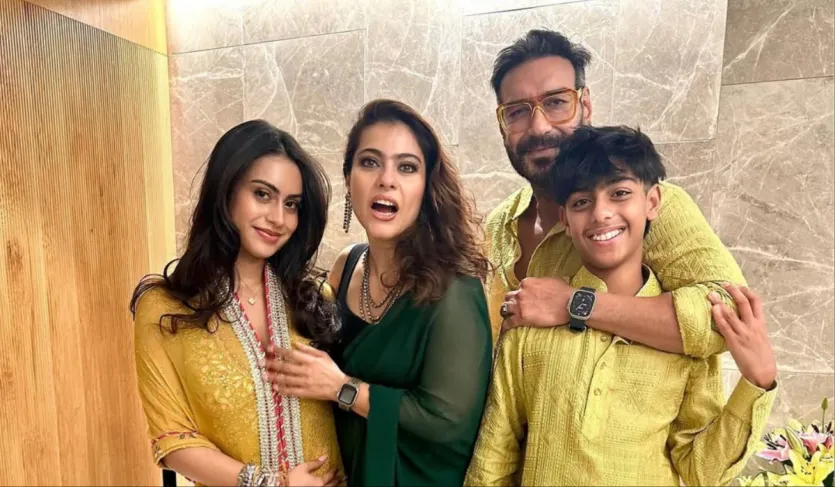 अजय देवगन और काजोल के दो बच्चे हैं- बेटी नीसा और बेटा युग। काजोल एक्ट्रेस तनुजा और डायरेक्टर शोमू मुखर्जी की बेटी हैं। वहीं, अजय देवगन के पिता का नाम वीरू देवगन है जो हिंदी फिल्मों के स्टंटमैन रह चुके हैं। बता दें कि बॉलीवुड इंडस्ट्री में काजोल के कई रिलेटिव्स हैं। काजोल उस फैमिली से तालुल्क रखती है, जिसने बॉलीवुड को सबसे ज्यादा एक्ट्रेस दी। काजोल की नानी शोभना समर्थ एक्ट्रेस थी और मौसी नूतन भी गुजरे जमाने की एक्ट्रेस रही हैं। काजोल की बहन तनीषा भी फिल्मों में एक्टिव हैं। अजय देवगन और काजोल के दो बच्चे हैं- बेटी नीसा और बेटा युग। काजोल एक्ट्रेस तनुजा और डायरेक्टर शोमू मुखर्जी की बेटी हैं। वहीं, अजय देवगन के पिता का नाम वीरू देवगन है जो हिंदी फिल्मों के स्टंटमैन रह चुके हैं। बता दें कि बॉलीवुड इंडस्ट्री में काजोल के कई रिलेटिव्स हैं। काजोल उस फैमिली से तालुल्क रखती है, जिसने बॉलीवुड को सबसे ज्यादा एक्ट्रेस दी। काजोल की नानी शोभना समर्थ एक्ट्रेस थी और मौसी नूतन भी गुजरे जमाने की एक्ट्रेस रही हैं। काजोल की बहन तनीषा भी फिल्मों में एक्टिव हैं।