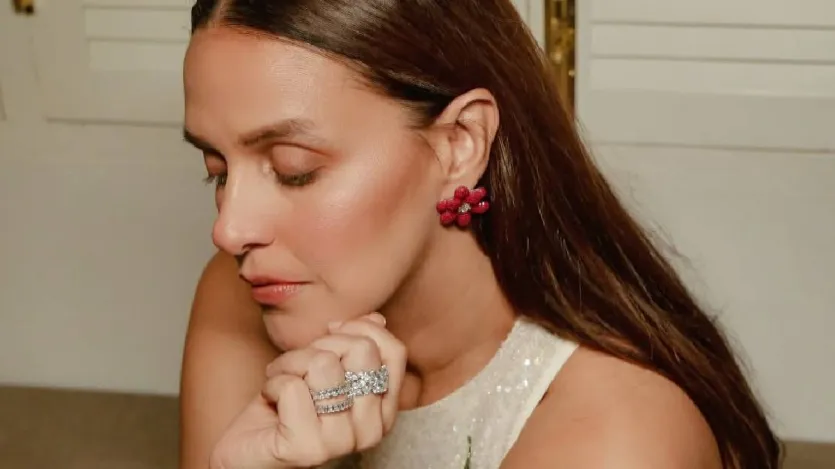 नेहा धूपिया ने 2018 में अंगद बेदी से शादी की थी, जिसके बाद उन्होंने इसी साल नवंबर में अपनी बेटी मेहर को जन्म दिया और फिर अक्टूबर 2021 को बेटे का इस दुनिया में स्वागत किया। प्रेग्नेंसी और बच्चों के जन्म के बाद नेहा का भी काफी वजन बढ़ा, लेकिन पिछले कुछ दिनों में एक्ट्रेस ने डाइट, योगा और अन्य एक्सरसाइज के दम पर अपना 23 किलो वजन कम कर लिया।