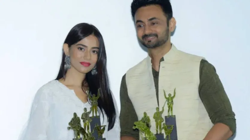अमृता राव ने कई फिल्मों में बेहतरीन किरदार निभाए हैं। बीते दिनों रिलीज हुई फिल्म जॉली एलएलबी3 भी खूब सुर्खियां बटोर रही है। लेकिन इसके पहले पार्ट में अमृता राव ने ही लीड हीरोइन का रोल निभाया था। अमृता की अरशद वारसी के साथ जोड़ी खूब जमी थी। (फोटो साभार-Instagram@amrita_rao_insta) अमृता राव ने कई फिल्मों में बेहतरीन किरदार निभाए हैं। बीते दिनों रिलीज हुई फिल्म जॉली एलएलबी3 भी खूब सुर्खियां बटोर रही है। लेकिन इसके पहले पार्ट में अमृता राव ने ही लीड हीरोइन का रोल निभाया था। अमृता की अरशद वारसी के साथ जोड़ी खूब जमी थी। (फोटो साभार-Instagram@amrita_rao_insta)