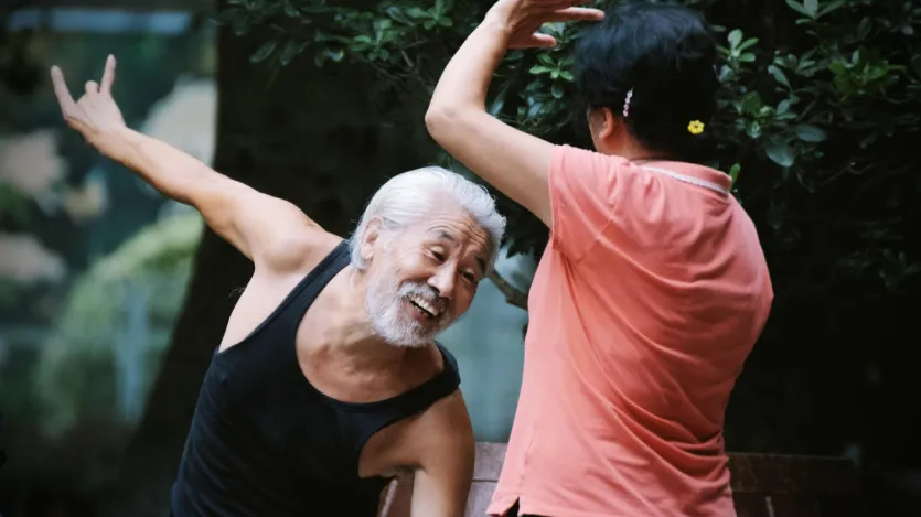 चीन में हर घंटे होने वाली मौतों का आंकड़ा 1,221 है, जबकि भारत में 1,069 है। इन दोनों देशों की बड़ी आबादी इसकी मुख्य वजह हो सकती है।