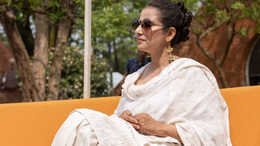 इससे पहले उन्होंने पोस्ट शेयर करते हुए अपने दिवंगत दादा बीपी कोइराला को याद किया और अपने पोस्ट में लिखा- 'नेपाल के पहले निर्वाचित प्रधानमंत्री और प्रेम, संघर्ष और लचीलेपन को स्वर देने वाले लेखक बी.पी. बी.ए. को उनके जन्मदिन पर स्मरण करते हुए। आज जब छात्र भ्रष्टाचार के विरुद्ध और स्वतंत्रता के लिए उठ खड़े हुए हैं, तो उनके शब्द कालजयी लगते हैं। लोकतंत्र अविभाज्य है, यदि आप अपने देश में लोकतंत्र चाहते हैं तो आप इसके लिए सभी संघर्षों की उपेक्षा नहीं कर सकते। - बी.पी. कोइराला'
