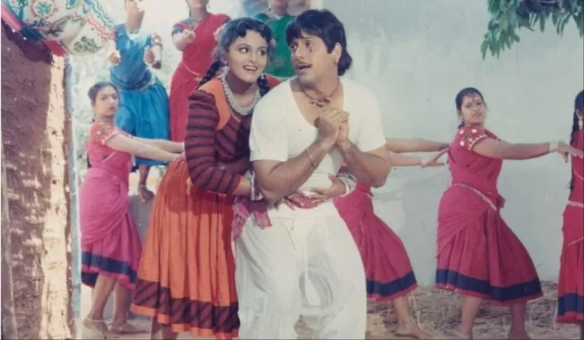 Shilpa Shirodkar是著名的90年代女演員之一。當她決定離開該行業，然後與丈夫一起移民時，她處於職業生涯的頂峰。哈西娜（Hasina）長期離開窗簾，在2024年在“ Bigg Boss 19”中看到了。