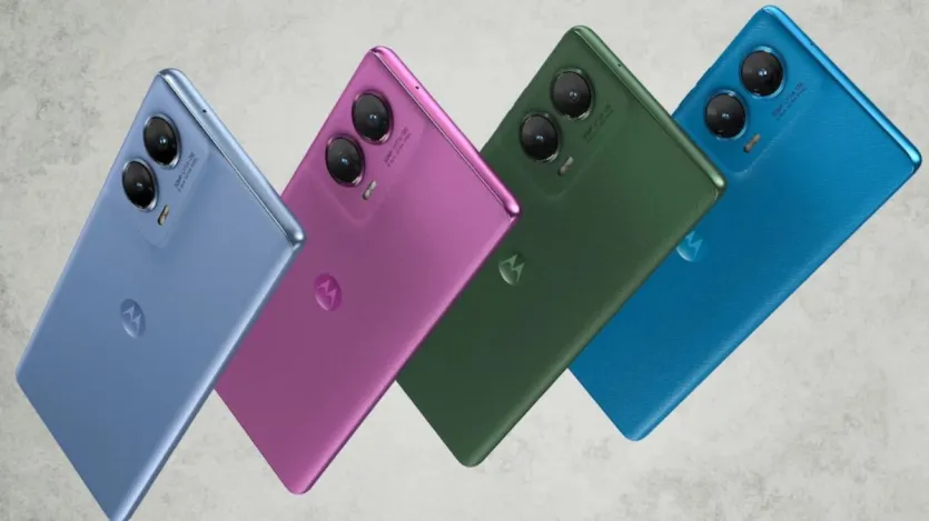 Motorola G96 5G और Moto G86 Power की कीमत में भी कटौती की गई है। ये दोनों फोन 17,999 रुपये की शुरुआती कीमत में लॉन्च हुए थे। फ्लिपकार्ट पर शुरू होने वाली सेल में इन्हें क्रमशः 14,999 रुपये और 15,999 रुपये की शुरुआती कीमत में खरीदा जा सकता है। ये दोनों फोन pOLED डिस्प्ले और दमदार बैटरी के साथ आते हैं।