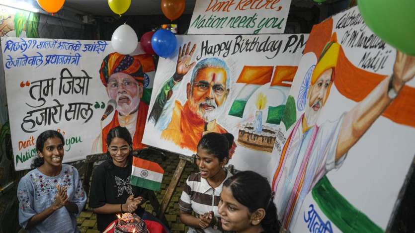 PHOTOS: कैसे मनाया जा रहा है पीएम मोदी का 75वां जन्मदिन? देखें कुछ कमाल की तस्वीरें