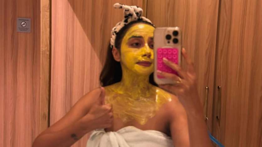 नेपाल की बहू है ये बॉलीवुड हसीना, जश्न के लिए जा रही थी ससुराल, Gen Z आंदोलन के बीच उठाया ये कदम