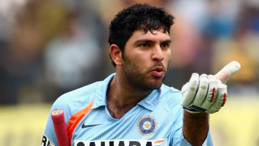 युवराज सिंह भारत की तरफ से पाकिस्तान के खिलाफ T20I क्रिकेट में सबसे ज्यादा रन बनाने के मामले में दूसरे नंबर पर हैं। उन्होंने पाकिस्तान के खिलाफ 8 T20I मैचों में कुल 155 रन बनाए हैं, जिसमें उनके बल्ले से एक अर्धशतक निकला है।