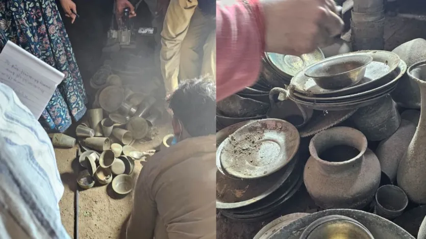 वृदांवन के बांके बिहारी मंदिर से जुड़े खजाने की तमाम तस्वीरें सामने आई हैं। जिन्हें देखकर अभी तक ये लग रहा है कि इसमें कुछ विशेष कीमती सामान नहीं है। वृदांवन के बांके बिहारी मंदिर से जुड़े खजाने की तमाम तस्वीरें सामने आई हैं। जिन्हें देखकर अभी तक ये लग रहा है कि इसमें कुछ विशेष कीमती सामान नहीं है।