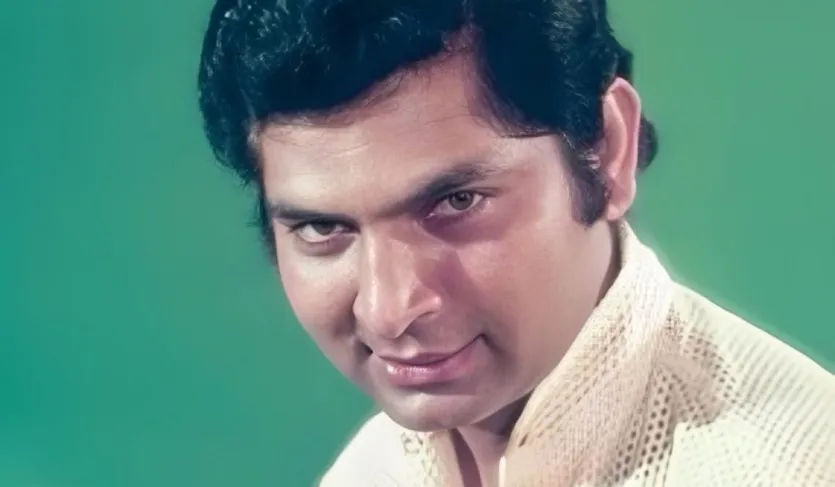 असरानी के मैनेजर बाबूभाई ने इंडिया टुडे को बताया कि असरानी को उम्र संबंधी बीमारी के कारण चार दिन पहले जुहू के आरोग्य निधि अस्पताल में भर्ती कराया गया था। हालांकि, उनके फेफड़ों में तरल पदार्थ जमा हो गया, जिसके बाद दोपहर 3:30 बजे उनका निधन हो गया। बात करें असरानी के धर्म की तो वो हिंदू थे। असरानी एक सिंधी हिंदू परिवार में जन्मे थे।